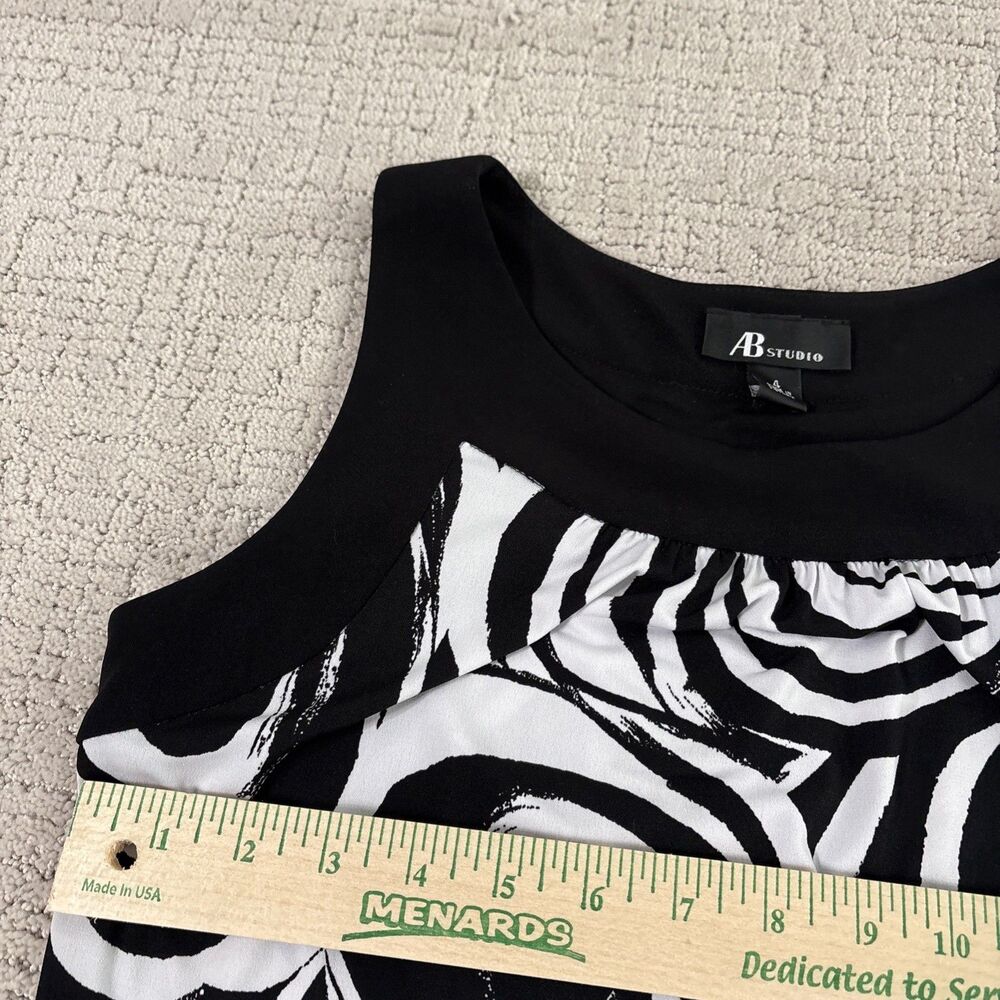 AB Studio Size 4 White and Black Swirl Shift Dress. 36” Length - Picture 12 of 12